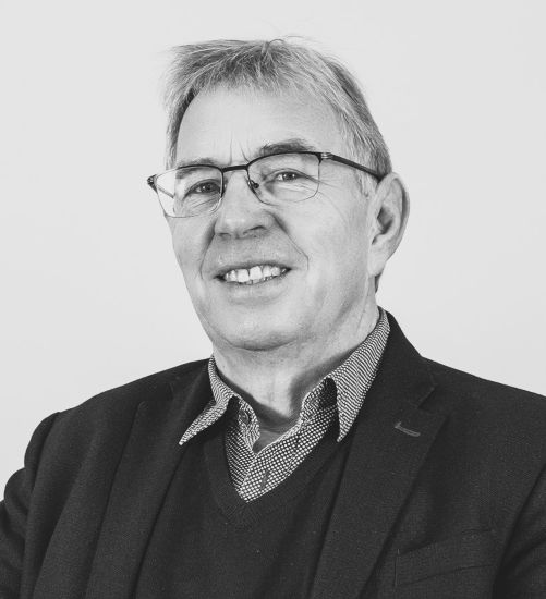 Fraser McKenzie Grey scale headshot