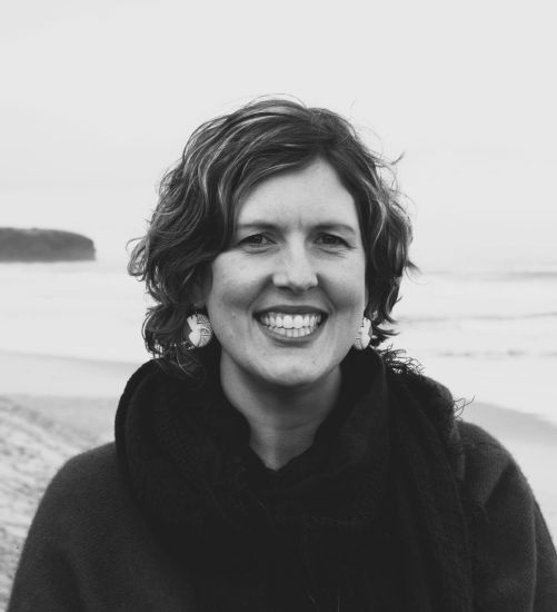 Robyn McLean Grey scale headshot